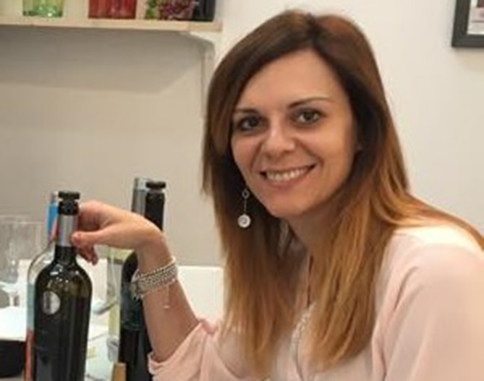 Immagine Marilina Nappi per articolo Cantine Spelonga su Quotidiano L'Attacco